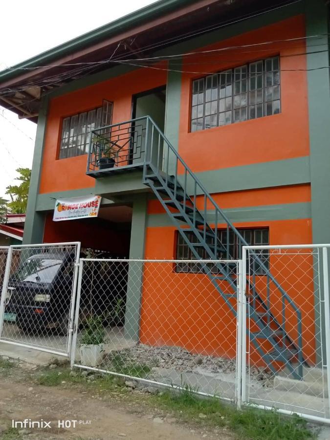 Estrelle Orange House - Backpackers Hub Apartment Puerto Princesa Ngoại thất bức ảnh