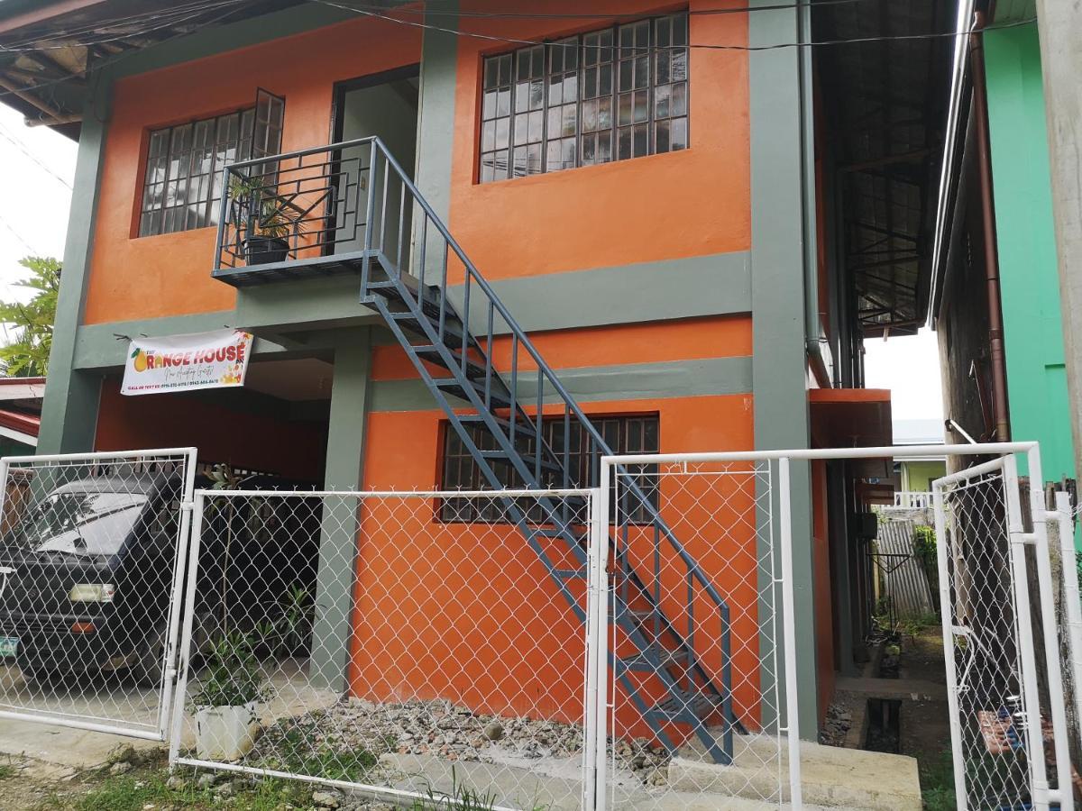 Estrelle Orange House - Backpackers Hub Apartment Puerto Princesa Ngoại thất bức ảnh