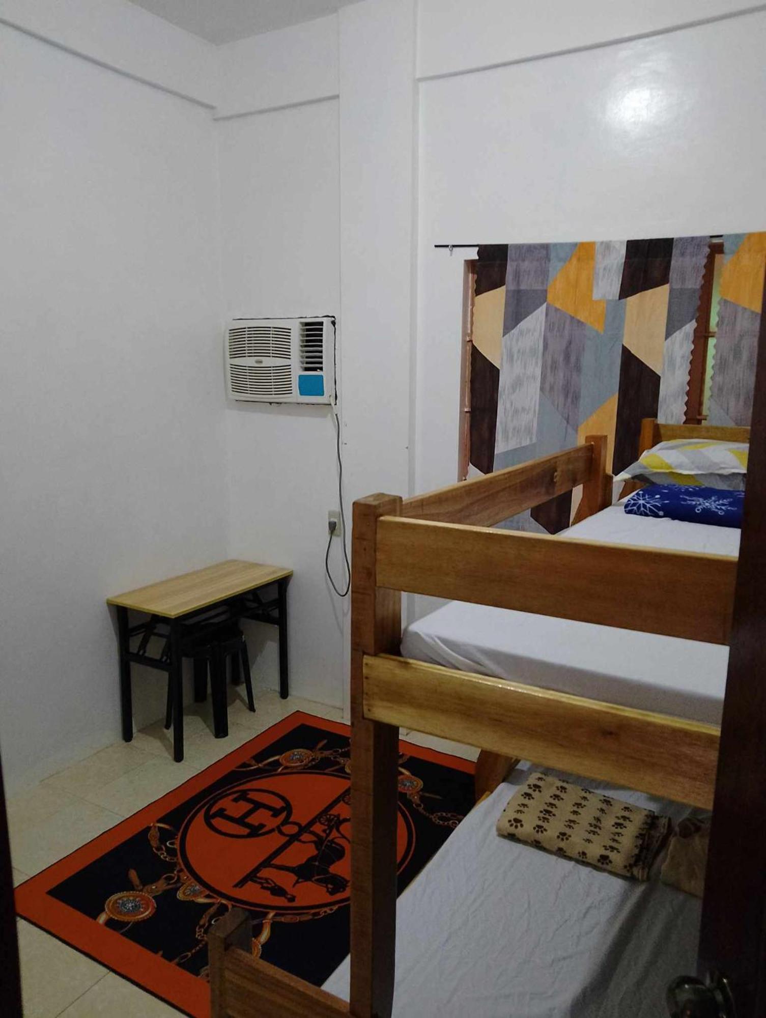 Estrelle Orange House - Backpackers Hub Apartment Puerto Princesa Ngoại thất bức ảnh