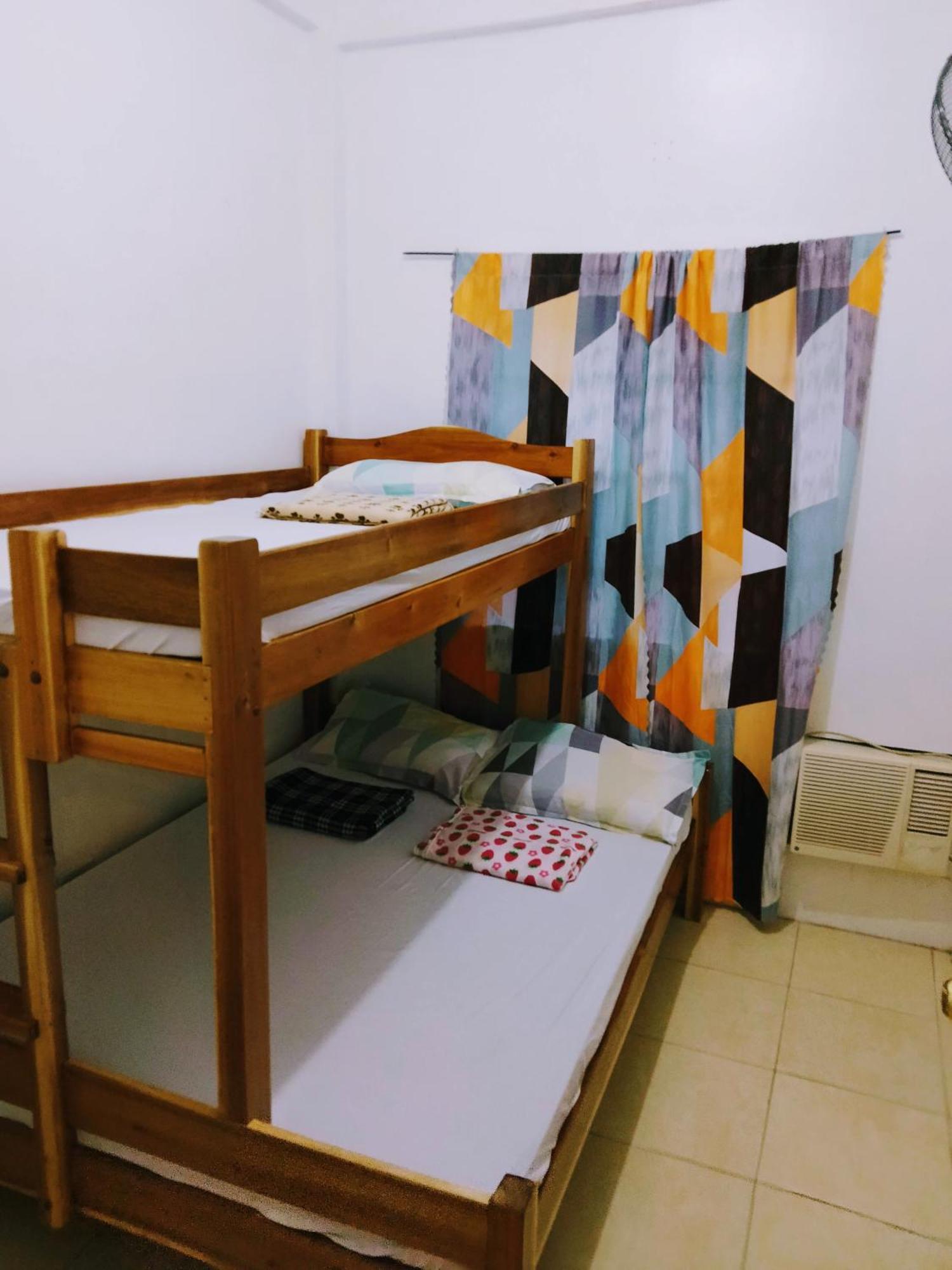 Estrelle Orange House - Backpackers Hub Apartment Puerto Princesa Ngoại thất bức ảnh