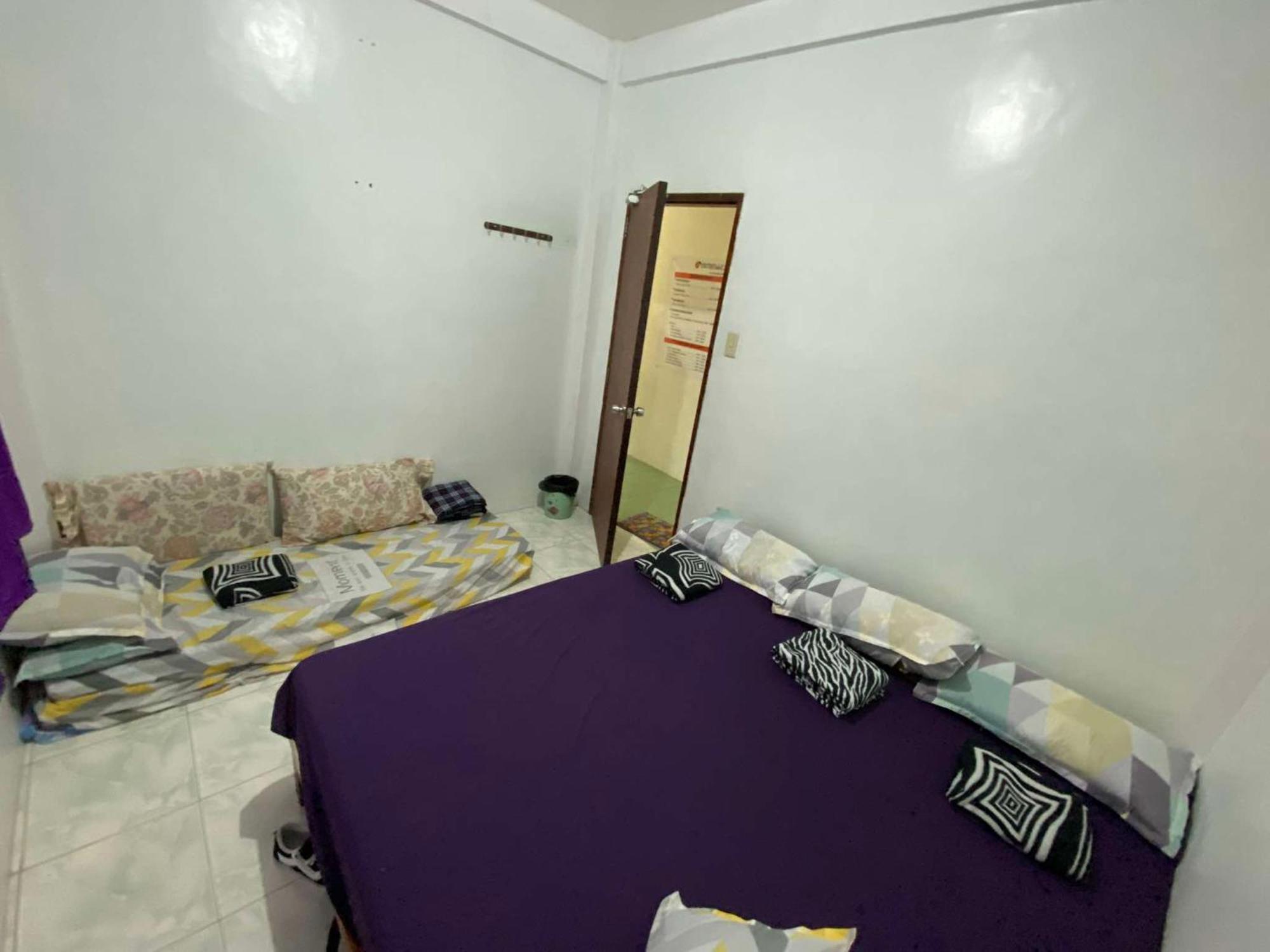 Estrelle Orange House - Backpackers Hub Apartment Puerto Princesa Ngoại thất bức ảnh