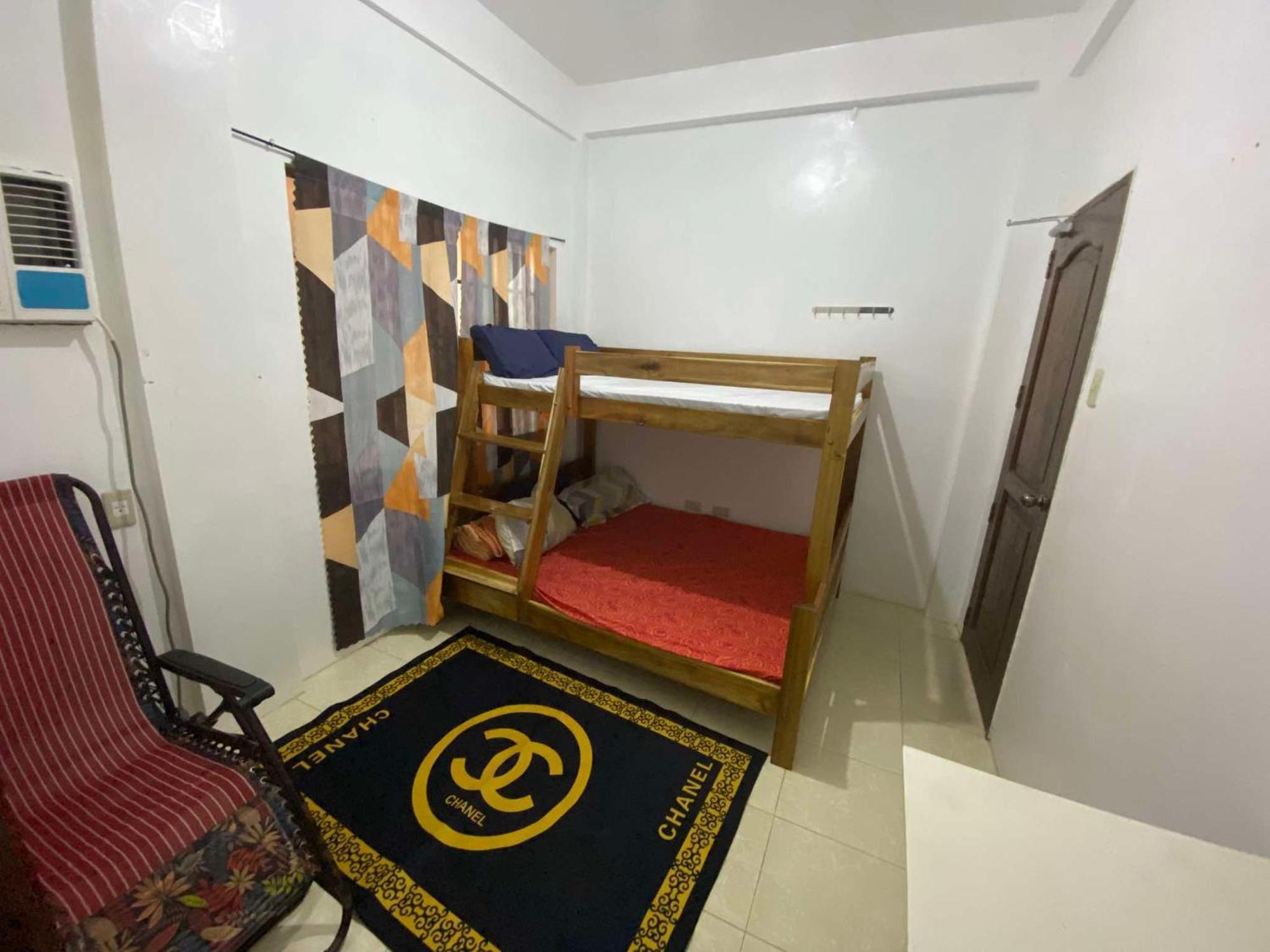 Estrelle Orange House - Backpackers Hub Apartment Puerto Princesa Ngoại thất bức ảnh
